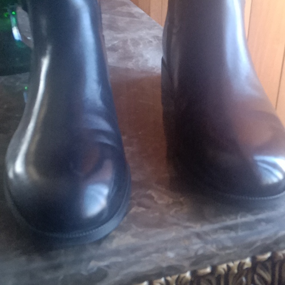 Lauren boots by Ralph Lauren Black Knee-High Boots - Picture 4 of 6